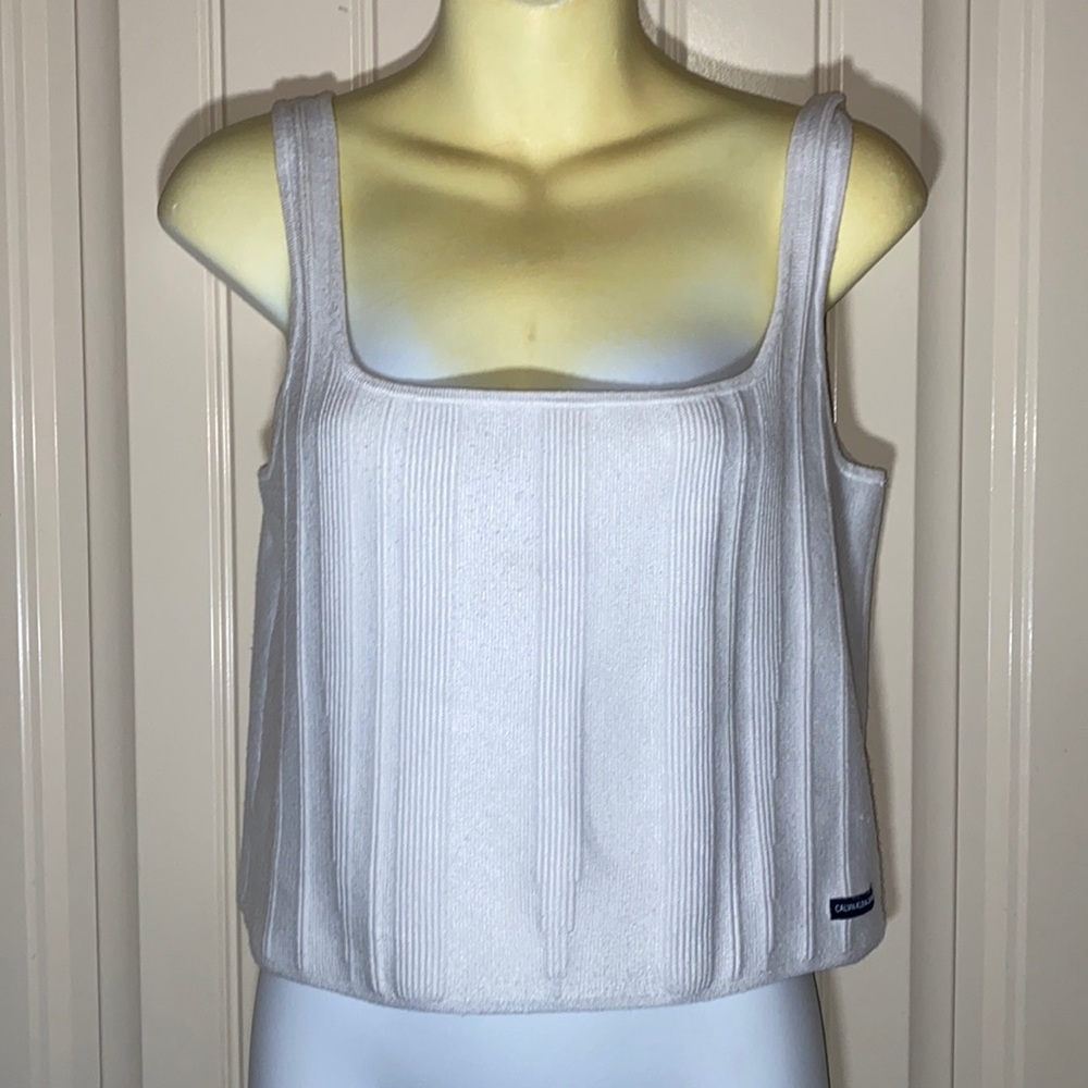4/$10 item🤑 Calvin Klein Jeans white Medium stretch sweater material tank scoop